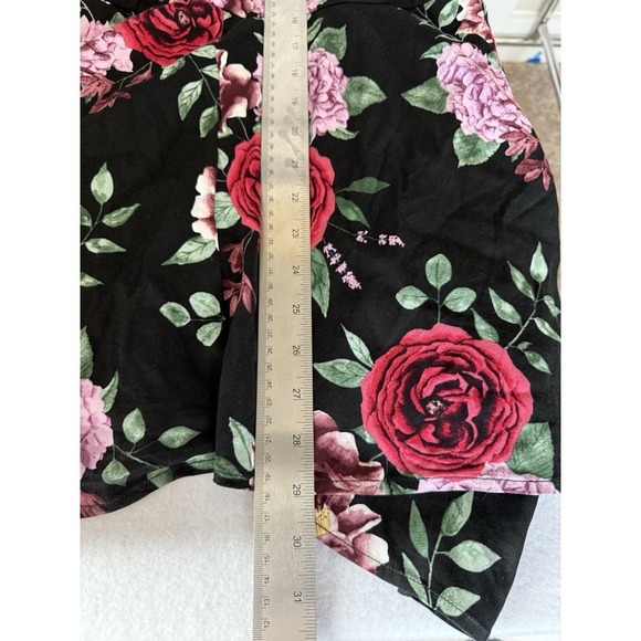 TORRID Womens Floral V Neck Blouse Size 4‎ Boho Romantic Softgirl Feminine - Picture 6 of 6